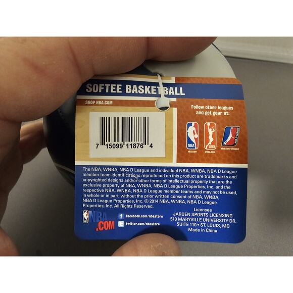 New 2017 Softee Basketball EHLB17 - Minnesota Timberwolves - NBA Licensed - Picture 5 of 5